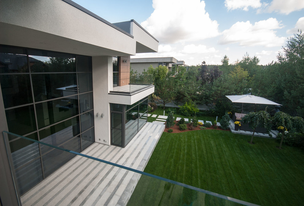 Остекление коттеджа в поселке БЕНИЛЮКС на алюминиевой системе REYNAERS