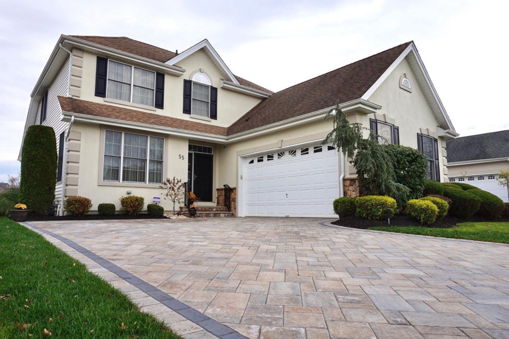 Manalapan, NJ: Paver Driveway Renovation