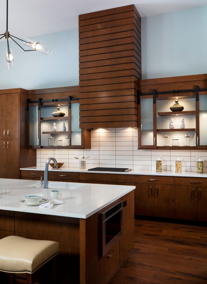 Kitchen - kitchen idea in Miami