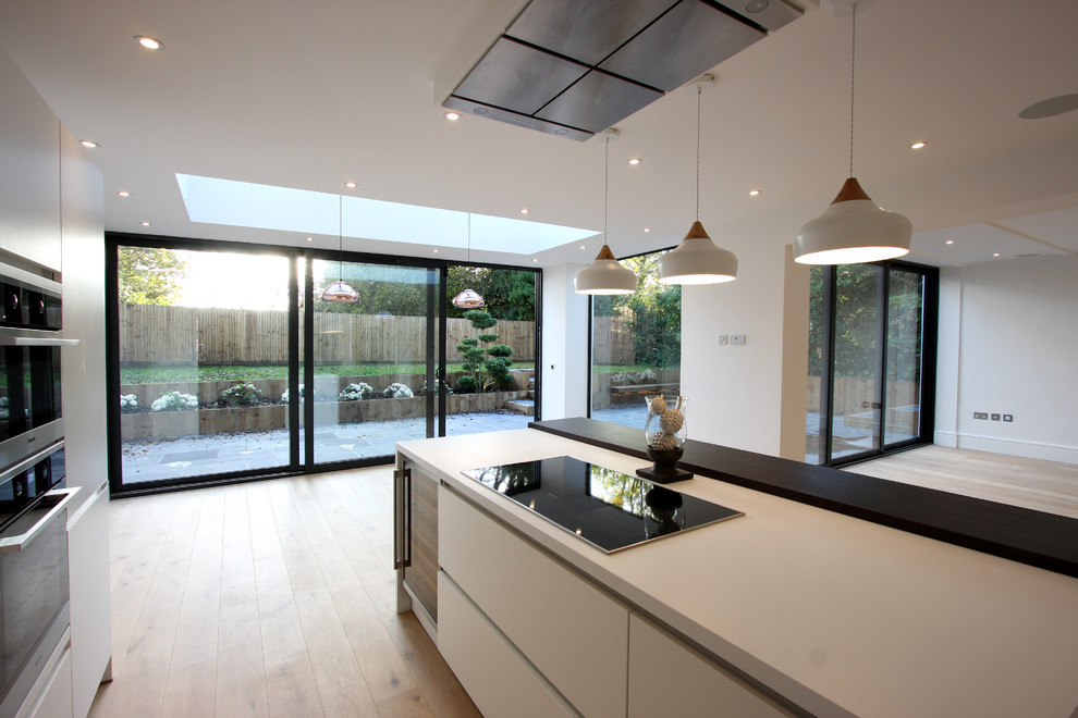 Contemporary kitchen in Buckinghamshire.