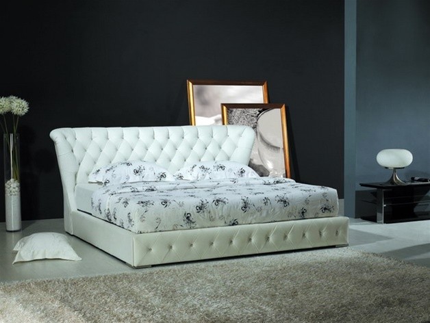 Modern Queen Size White Leather Platform Bed with Tufted Headboard