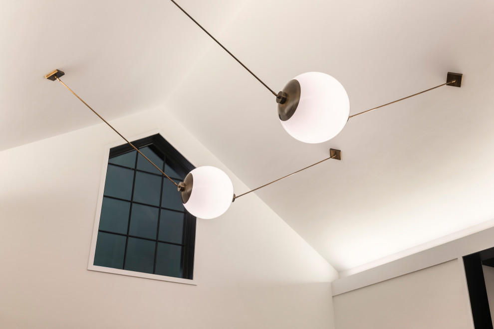 Inspiration for a transitional home design remodel in Boston