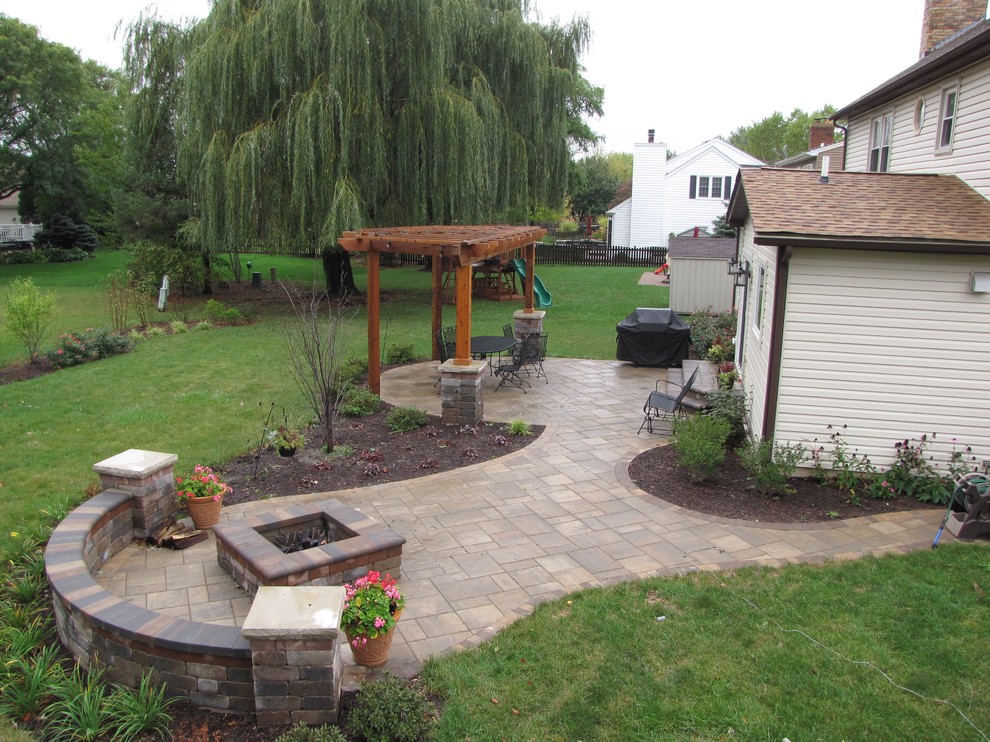 Naperville, IL - Brussel, and Beacon Hill flagstone pavers ... Naperville, IL - Brussel, and Beacon Hill flagstone pavers ... on D&M Outdoor Living Spaces id=85642