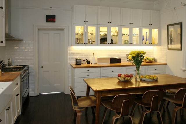 Traditional Kitchen with LED Lighting traditional-kitchen