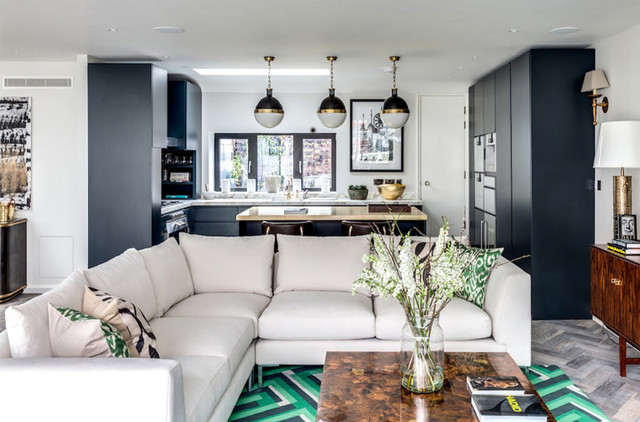 OPEN PLAN KITCHEN | DINING | LIVING TO PENTHOUSE at Authentically Classic Ap. modern-koek