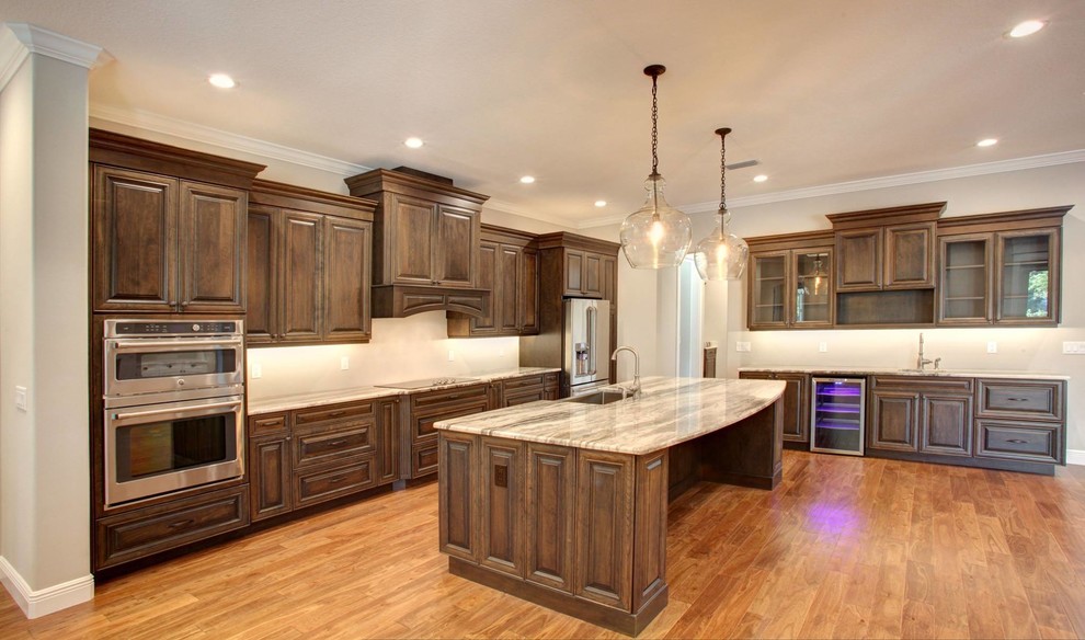 Kitchen - kitchen idea in Tampa