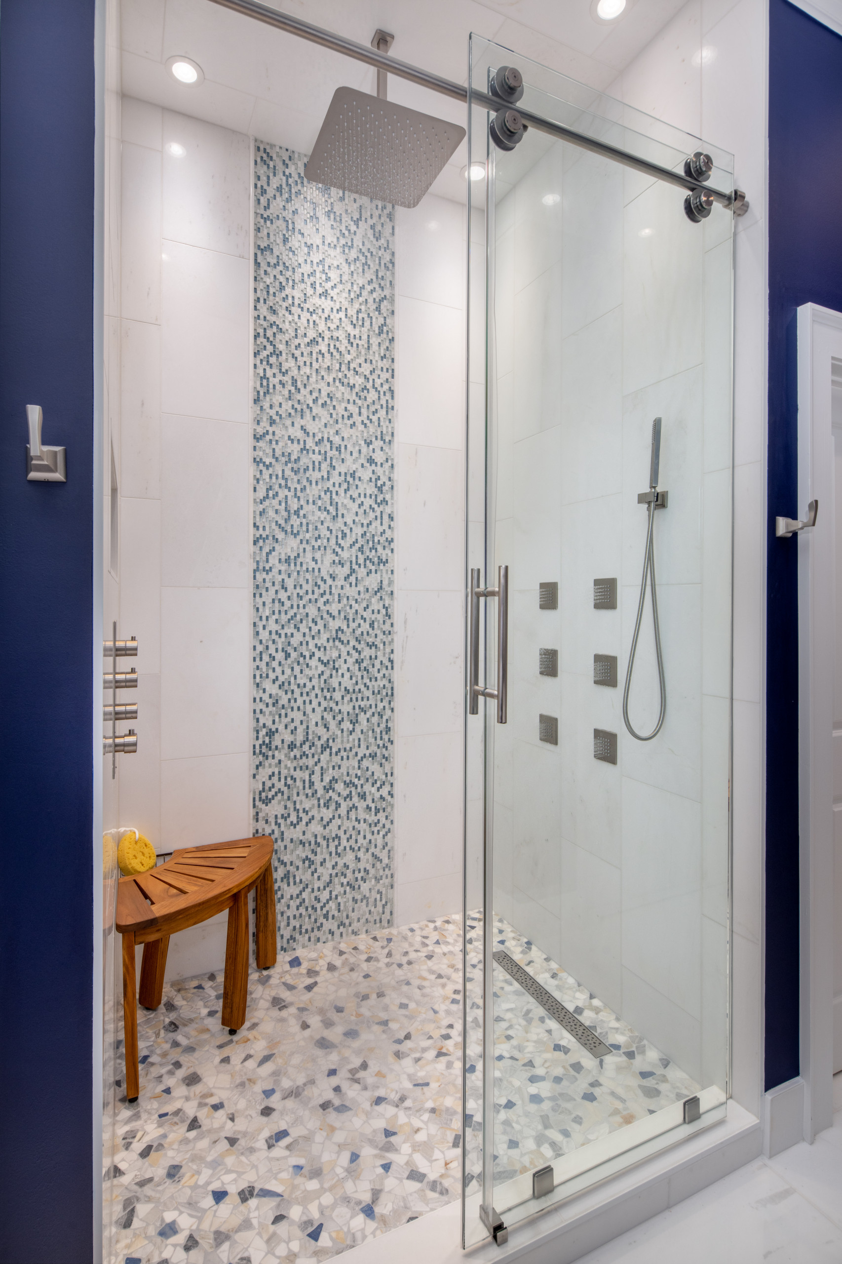 Great Master Bath with AirTub in North Decatur