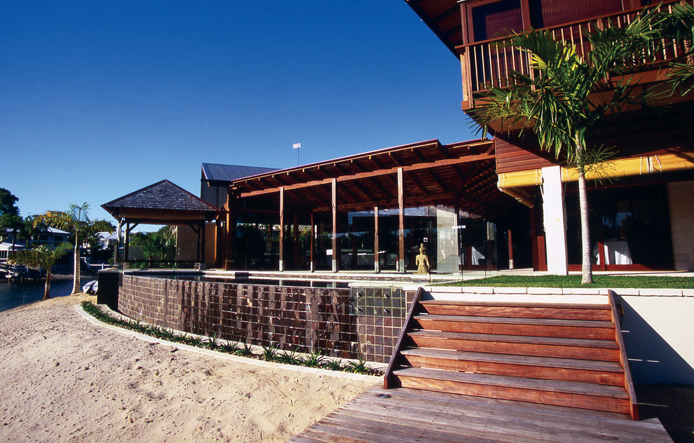 Beach style home design in Brisbane.