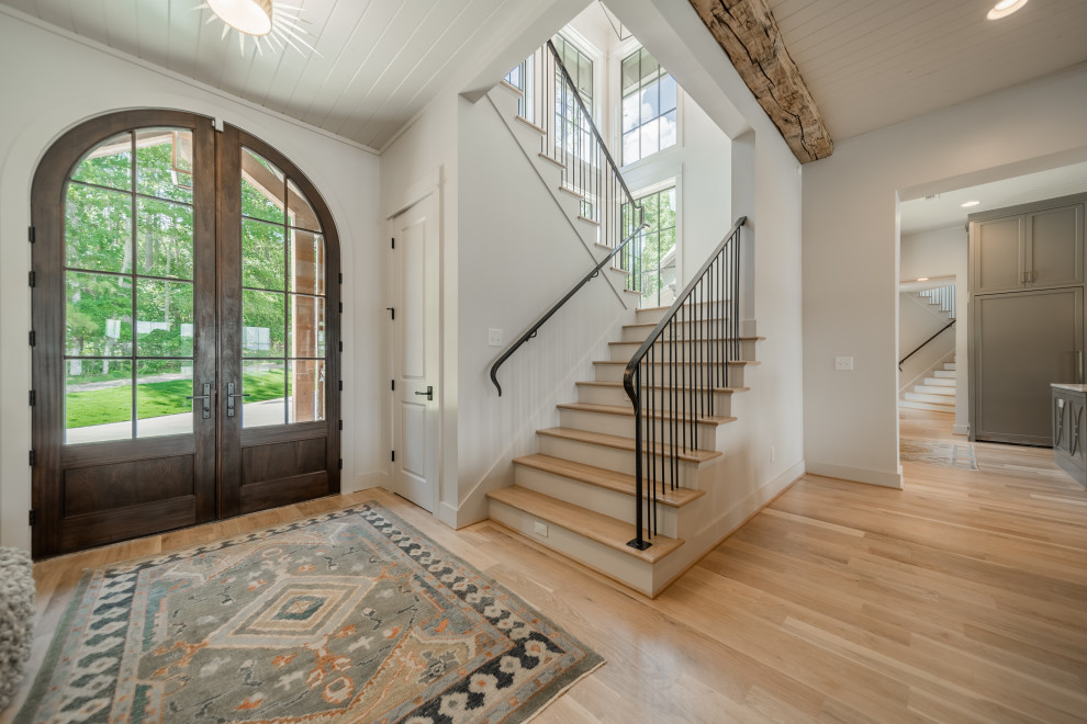 Inspiration for a transitional home design remodel in Birmingham