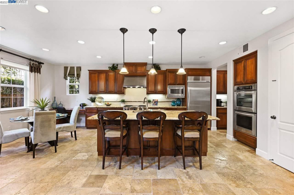 Nothing matches! Kitchen help needed