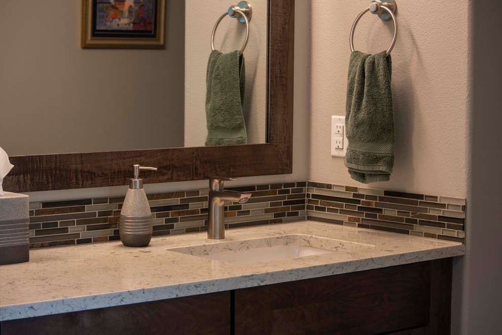Inspiration for a mid-sized transitional bathroom remodel