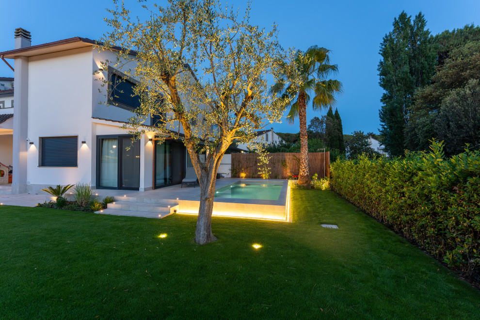 Villetta con piscina e progettazione illuminazione