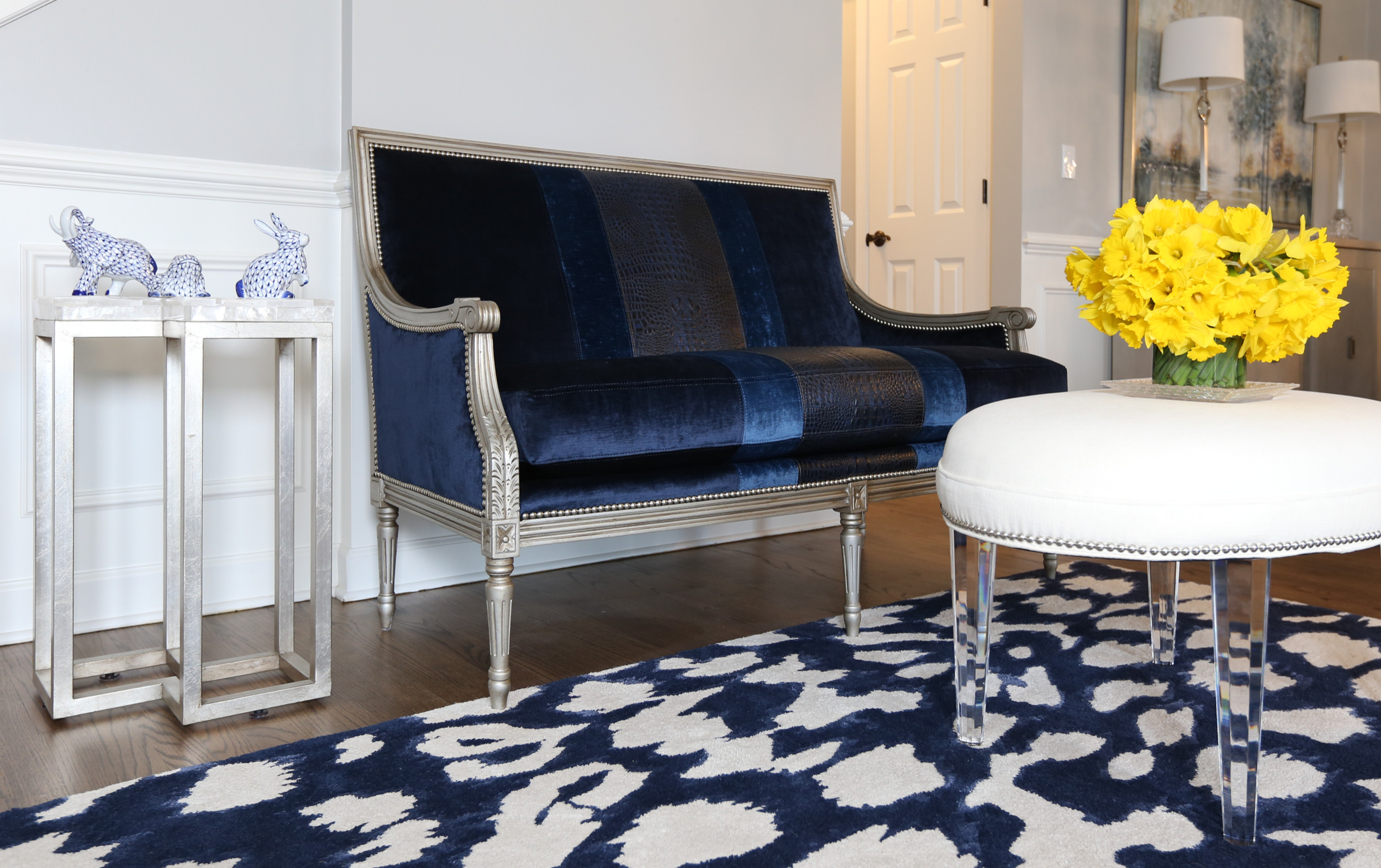 Striking Blue Dining Room