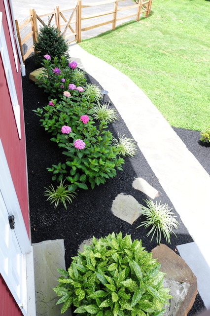 Natural Bluestone Rectangular Pool american-traditional-garden