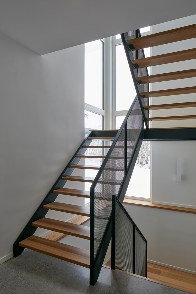 Inspiration for a large modern staircase remodel in Ottawa