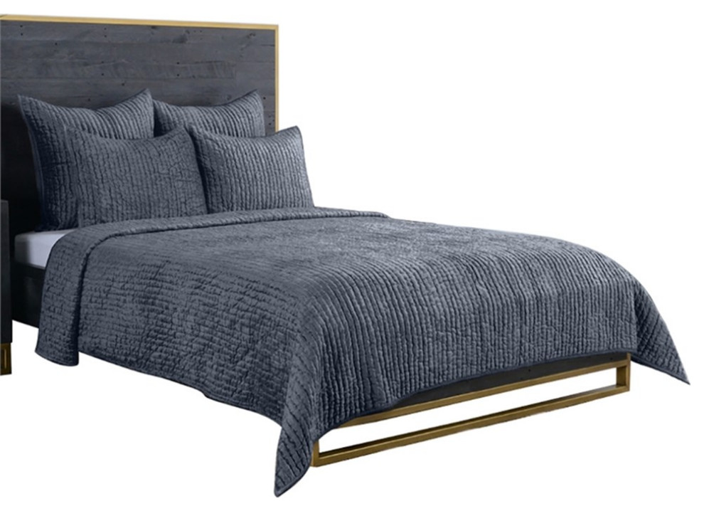 Kosas Home Dimitry 108" Velvet and Solid Cotton Sateen King Quilt in