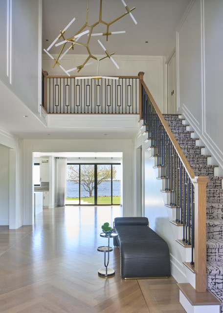 Foyer klassisch-modern-eingang