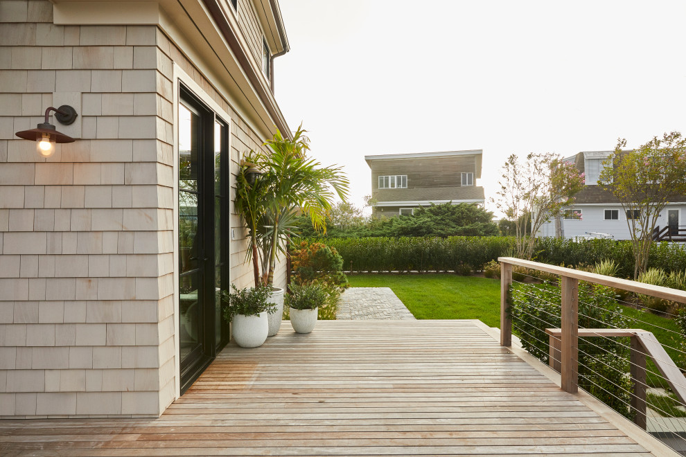 Deck - coastal deck idea in New York
