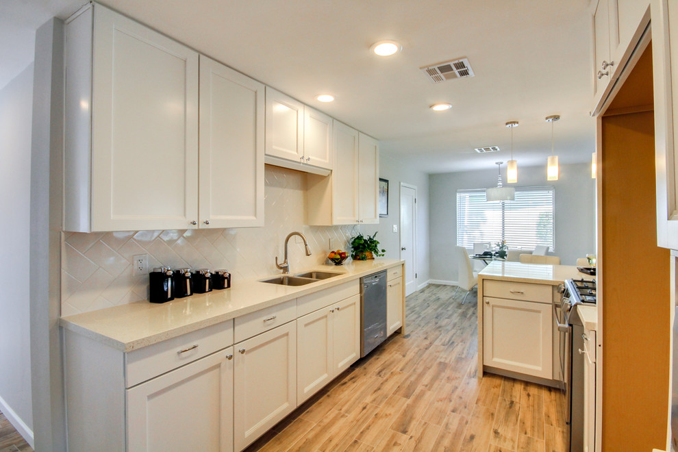 Inspiration for a transitional kitchen remodel in Phoenix