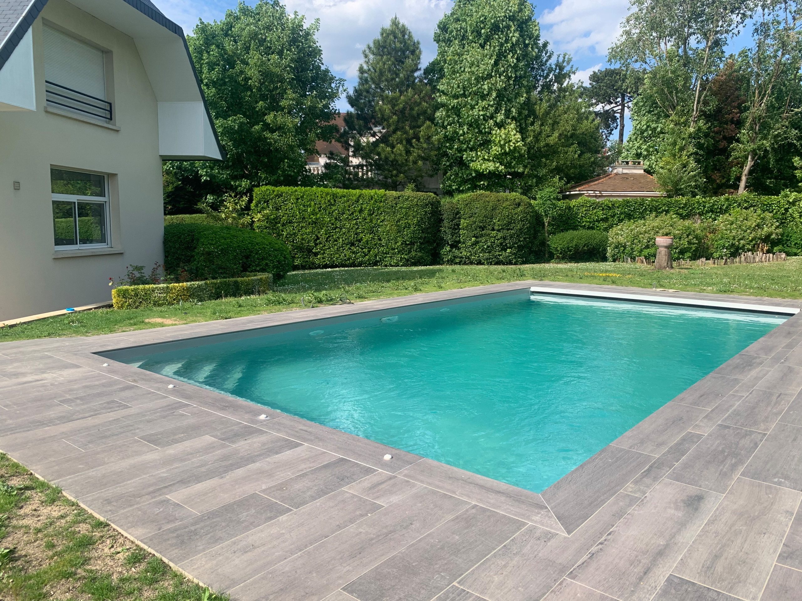 Construction piscine avec massages Chennevieres sur Marne