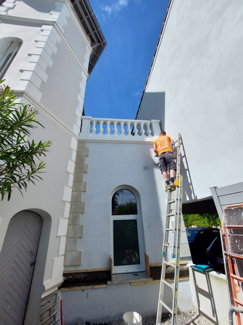 Extension Maison Centenaire nyklassisk