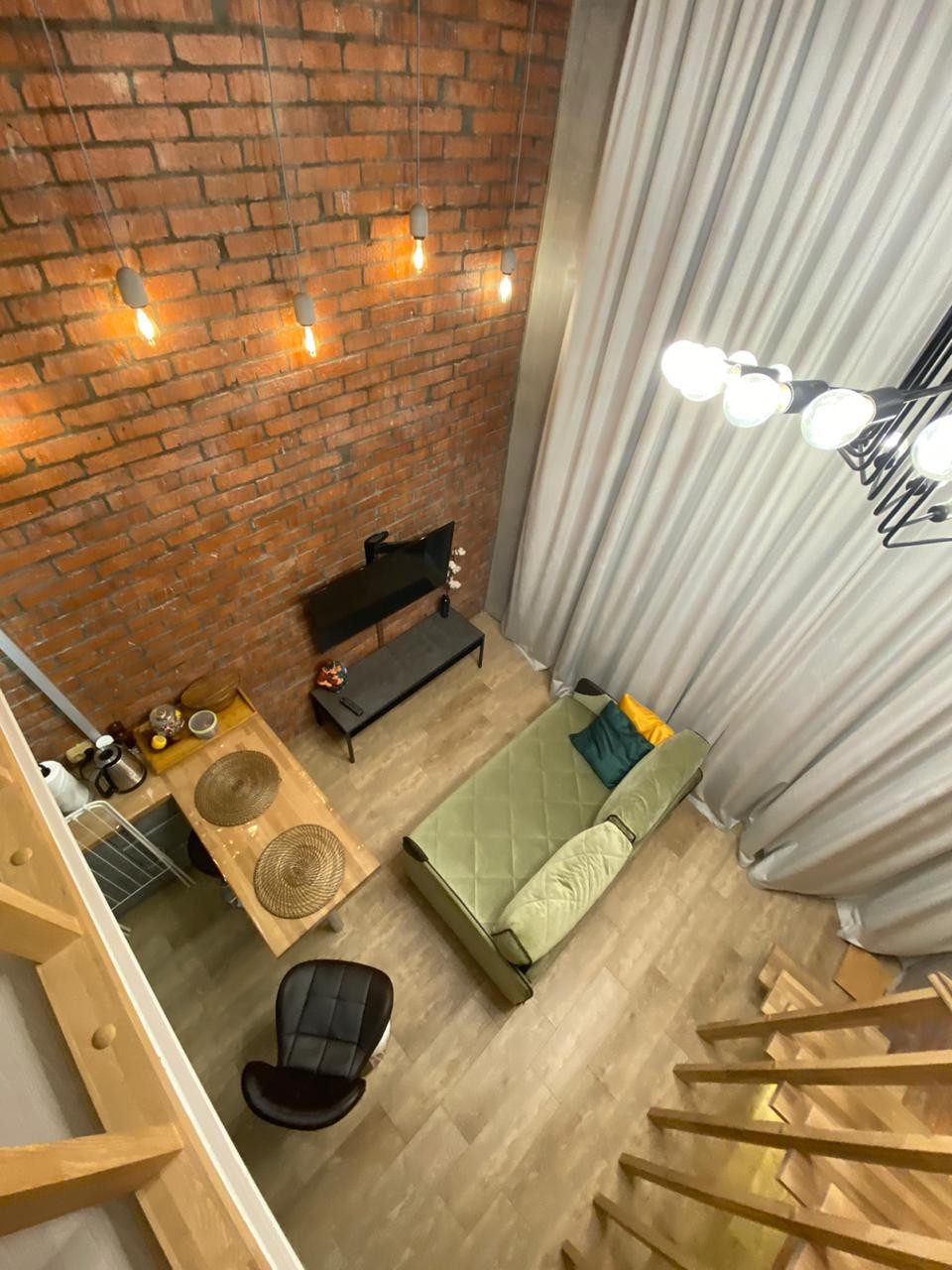 Двухуровневые апартаменты на Окружной