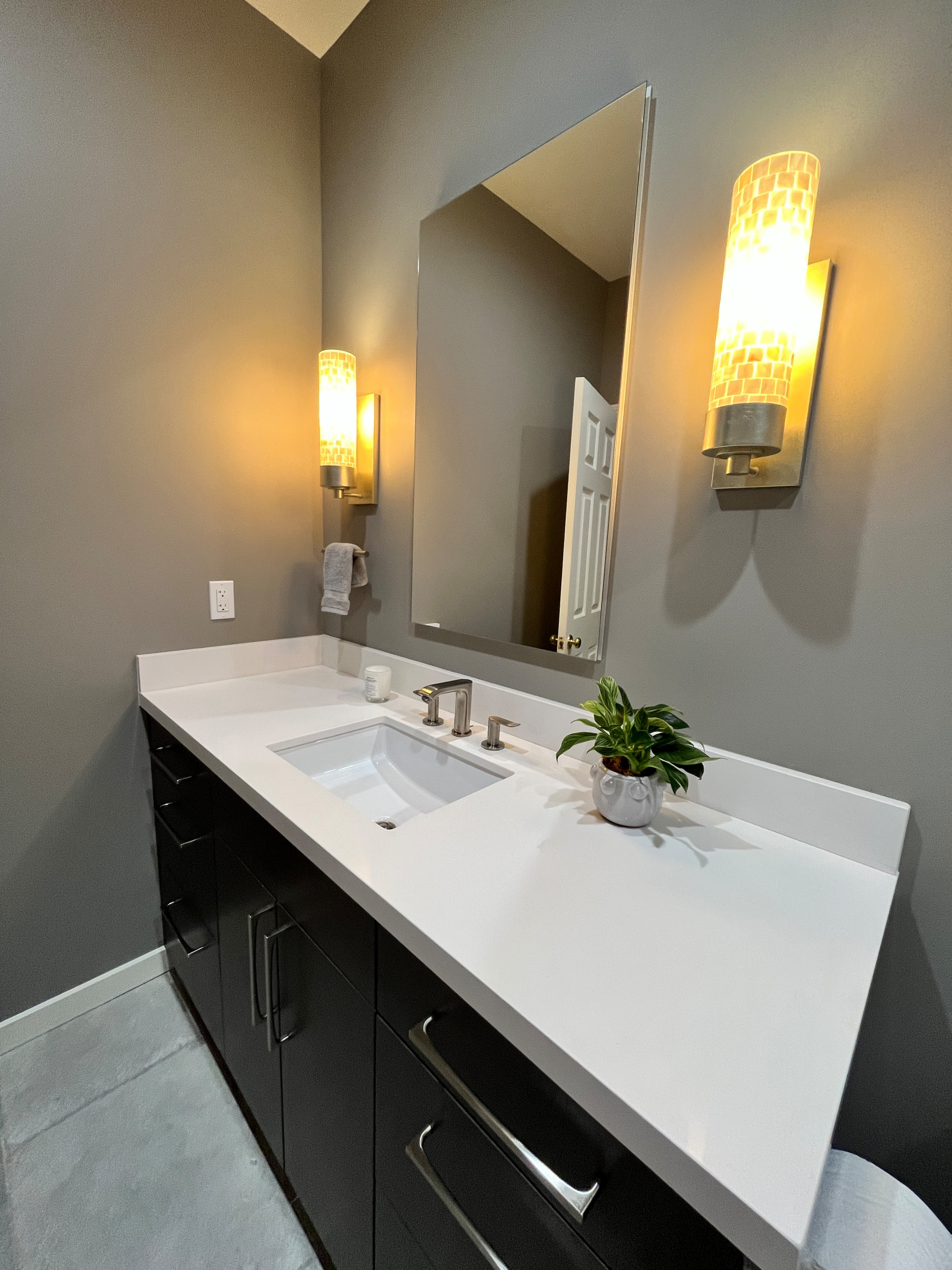 Novato |  Contemporary Bathroom Remodel