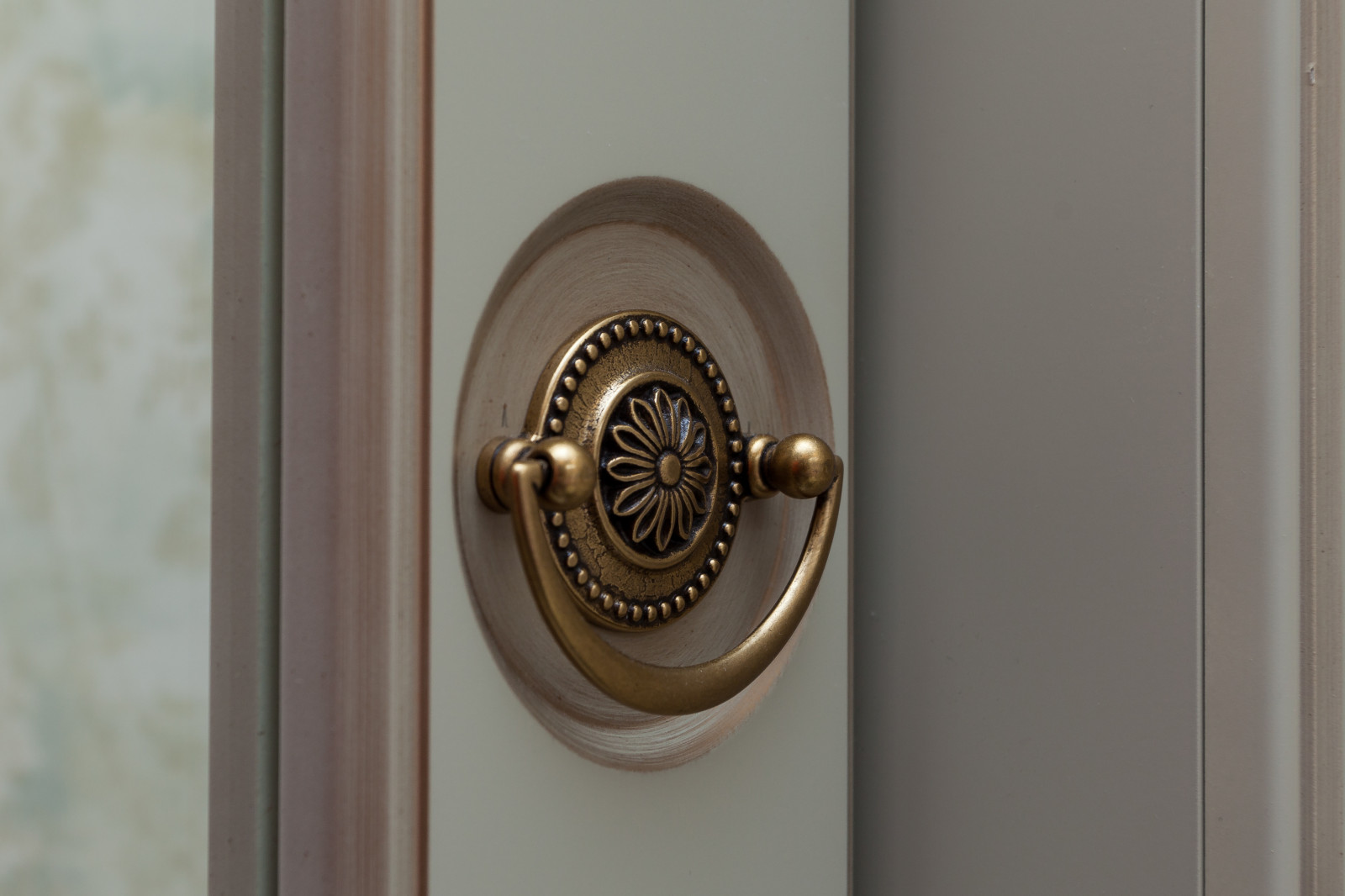 Шкаф-купе в стиле прованс