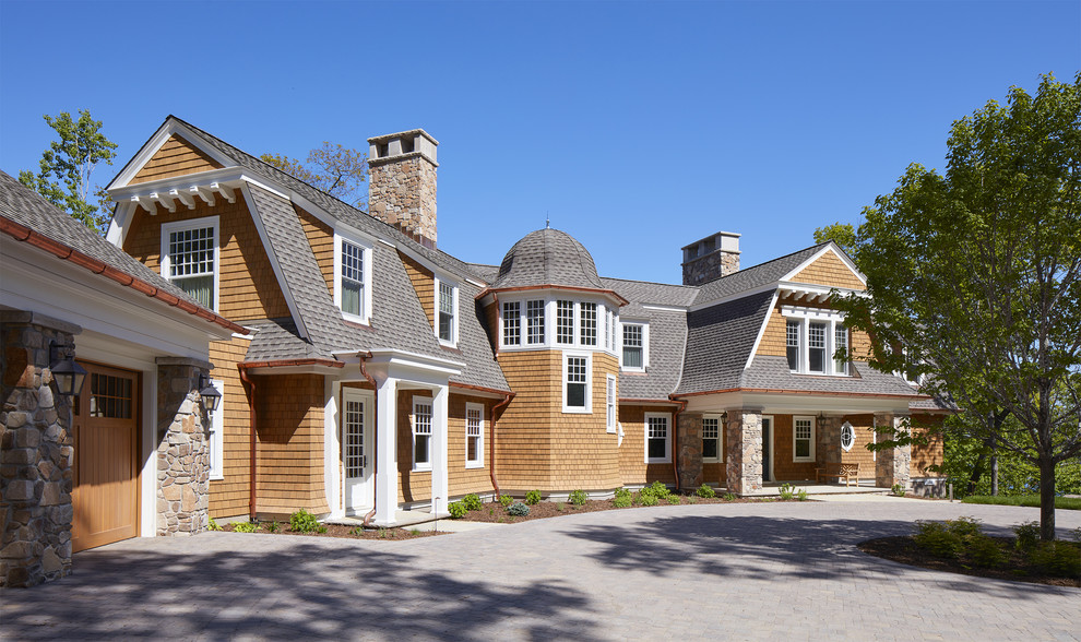 Brainerd Lakes Shingle Style - Builder: John Kraemer & Sons | Architecture: Murphy & Co. Design | Interiors: Engler Studio | Photography: Corey Gaffer