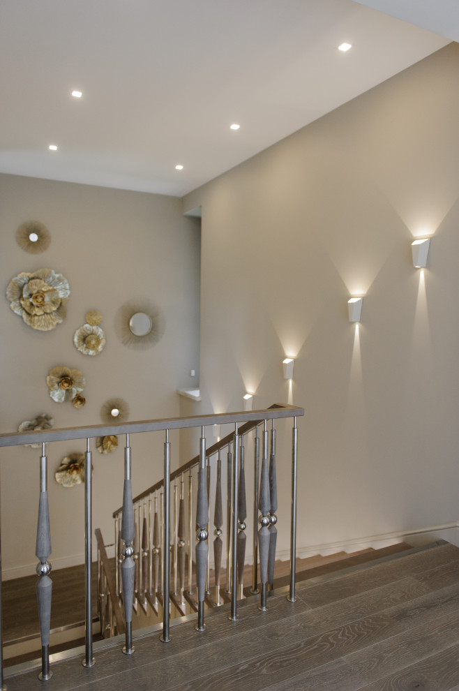 Холл, лестница