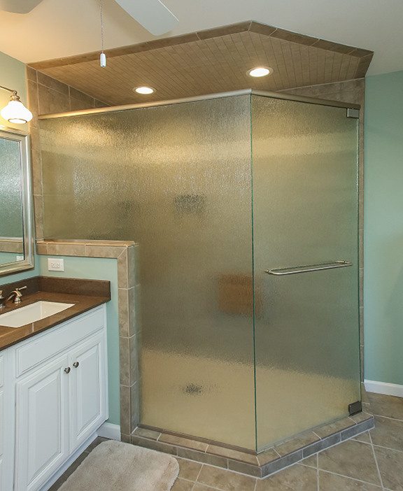 Gainesville Farmhouse Master Bathroom
