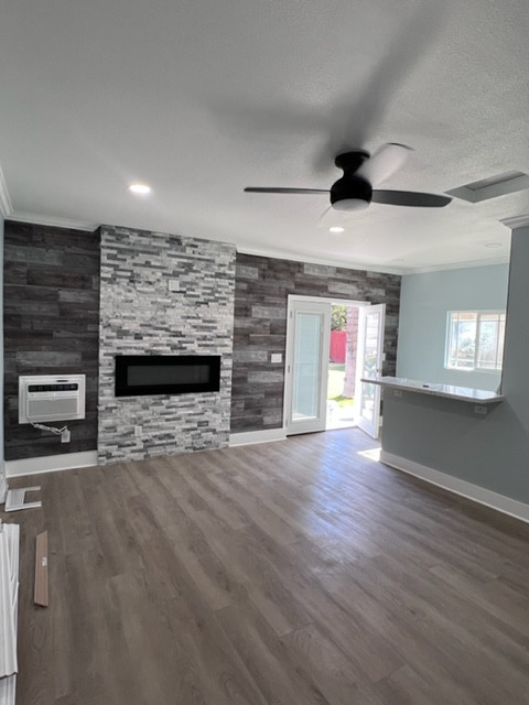 Living Room / Open Concept