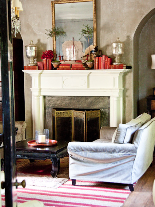 Inspiration for an eclectic living room remodel in Richmond