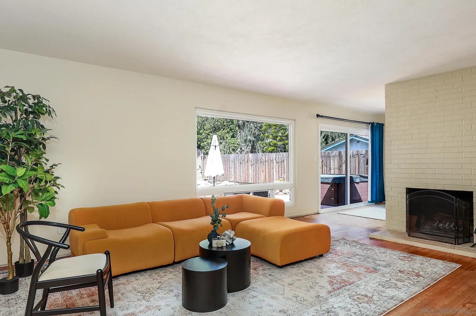 5270 Joan Ct San Diego, CA 92115