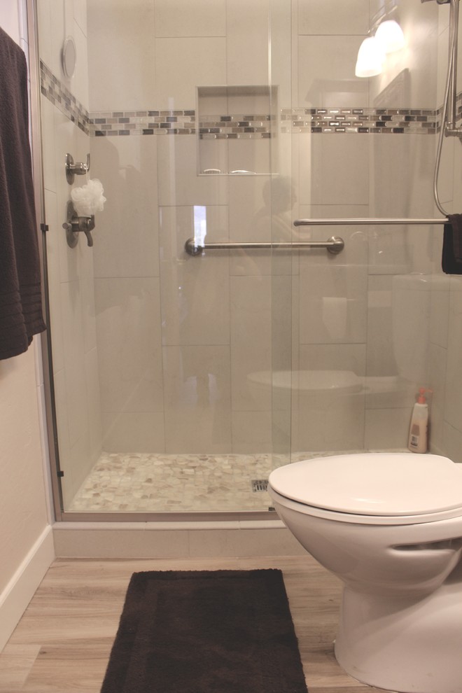 Inspiration for a transitional home design remodel in Phoenix
