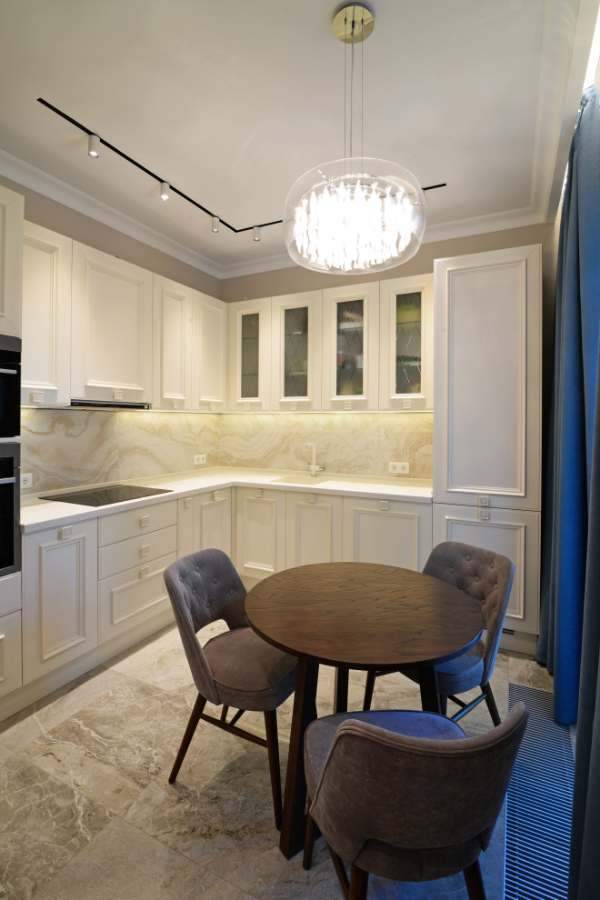 Небольшая квартира в неоклассическом стиле