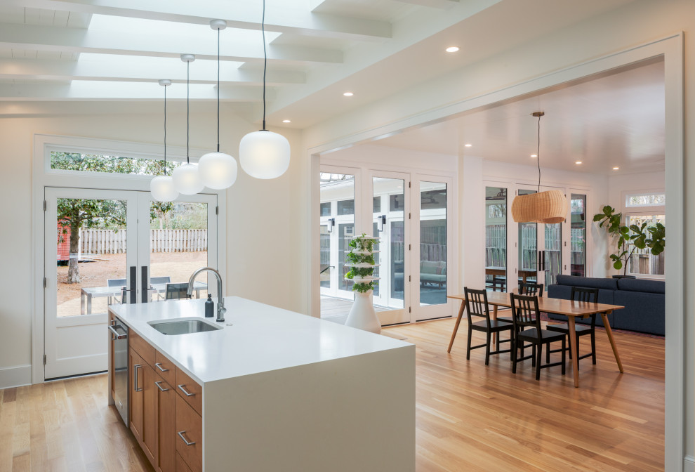 Example of a transitional kitchen design in Raleigh
