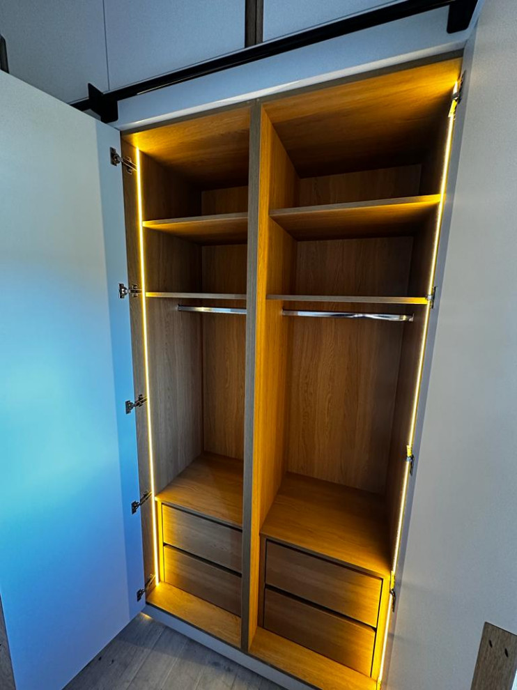 MODERN WARDROBES