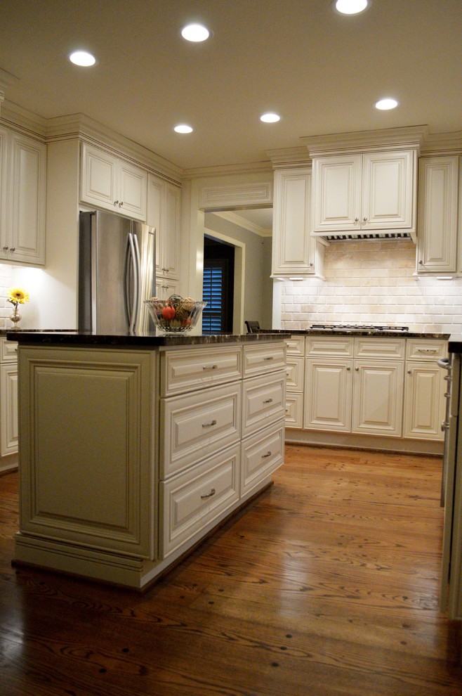 Sandy Springs - Traditional Style Whole House Renovations