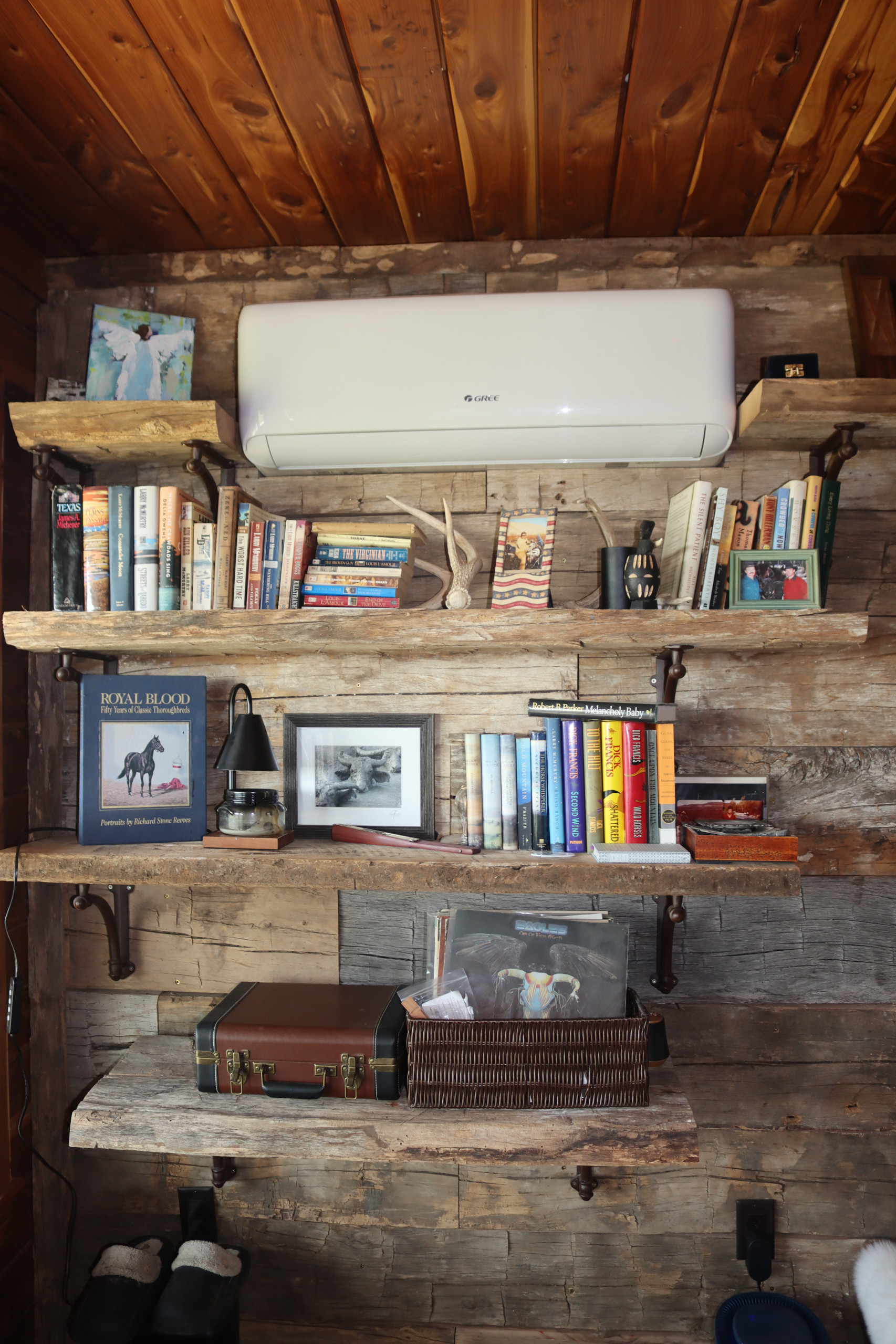 The Artisan Hideaway Bedroom