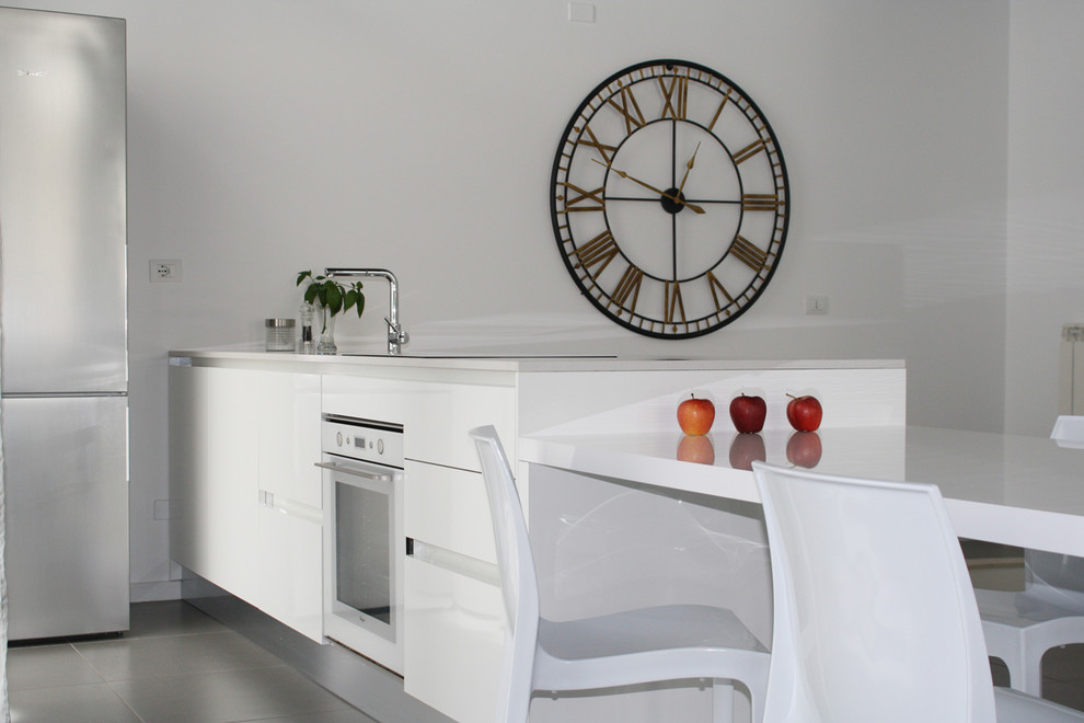 В лучах южного солнца. Проект двухуровневой квартиры г. Бари, Италия.