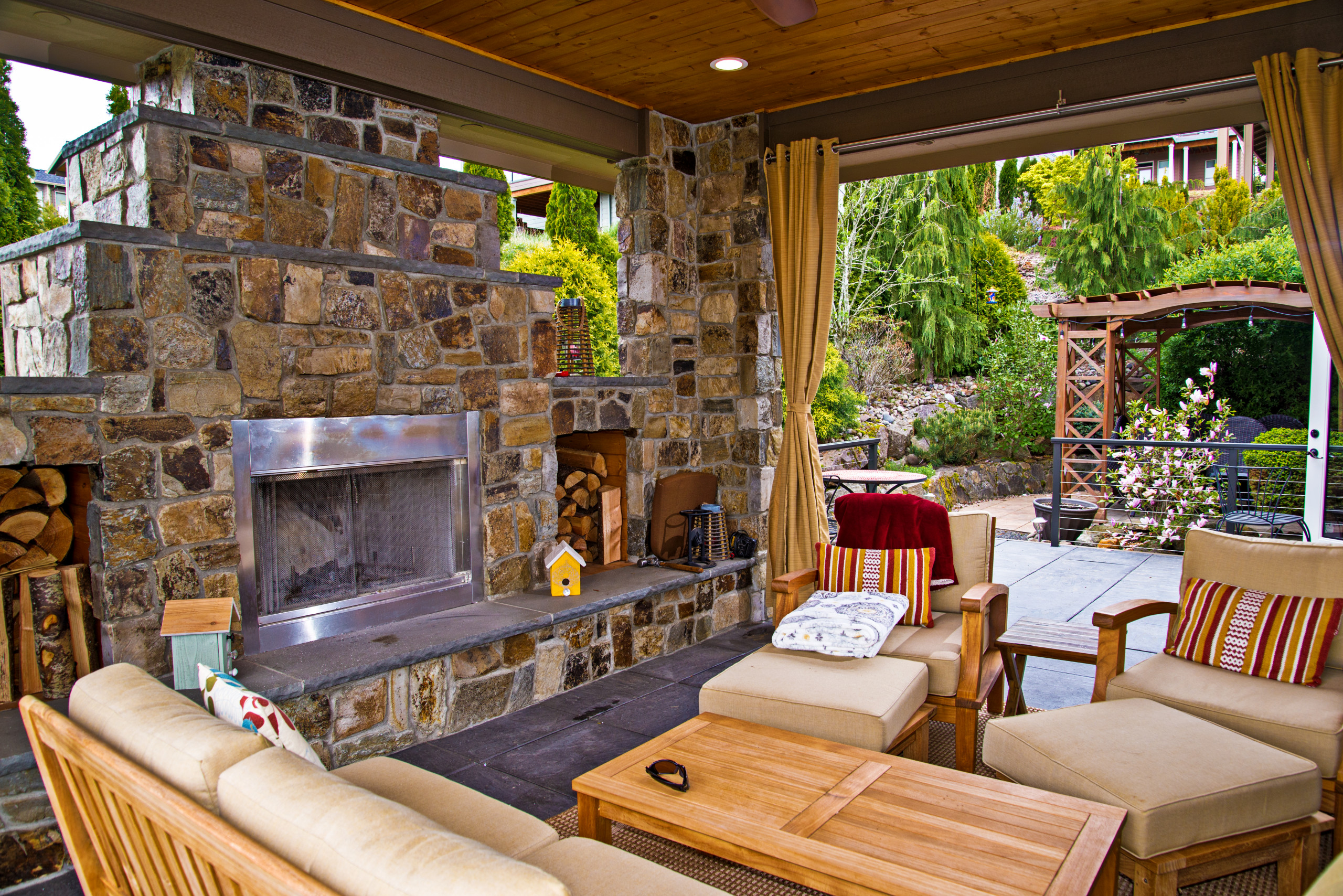Washougal Outdoor Living Area
