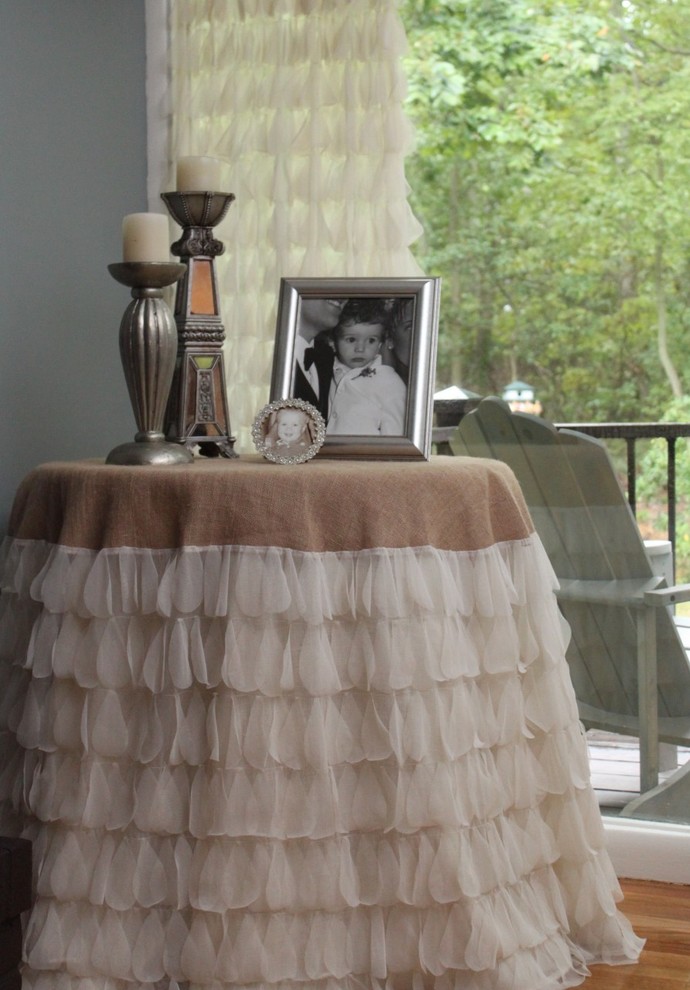 Couture Dreams Chichi Ivory Petal & Natural Jute Tablecloth