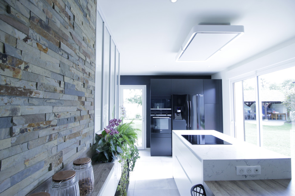 Rénovation complète d'une cuisine, abattement d'un mur porteur
