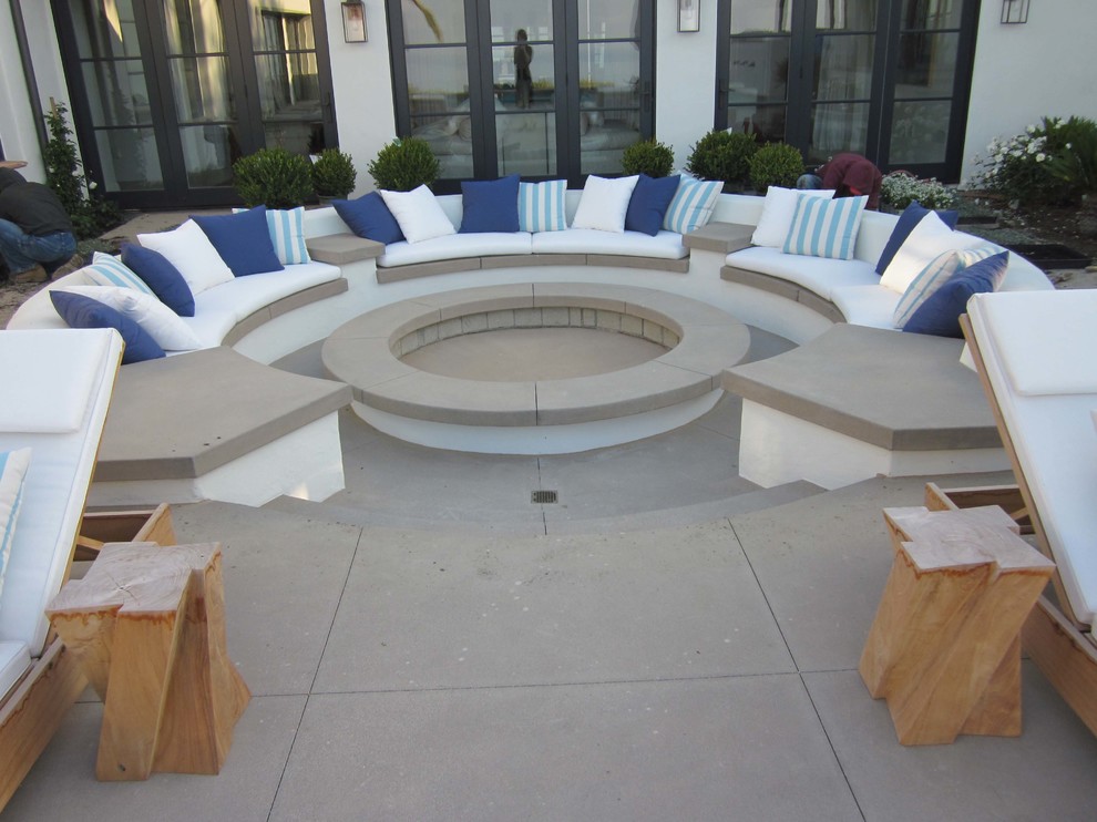 Patio - transitional patio idea in Orange County
