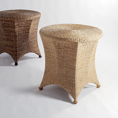 TINY DINING TABLE orientale-comodini