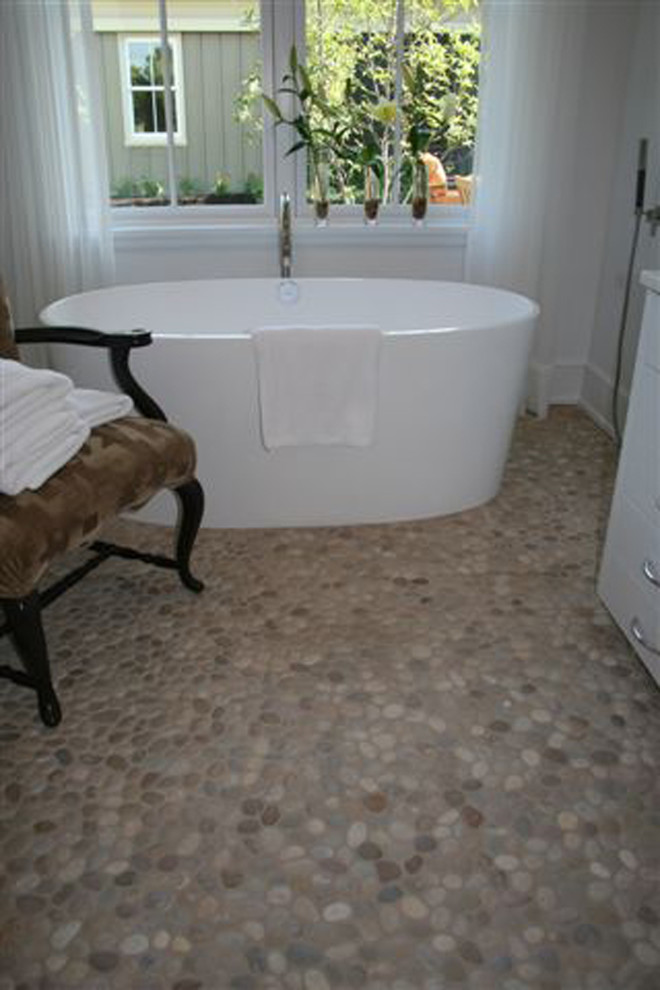 Island Stone Pebble Bathroom Floor