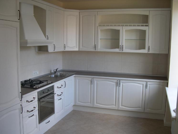 Двери/Порталы/Кухни/Стойки