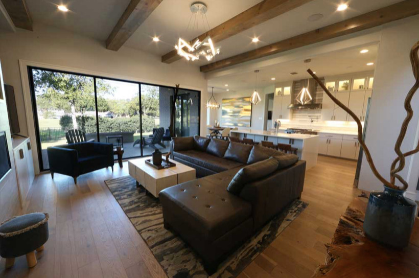 Modern Hill Country