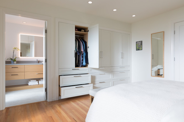https://designsetmatch.com/el-cerrito-mid-century-tranquil-primary-bath bedroom